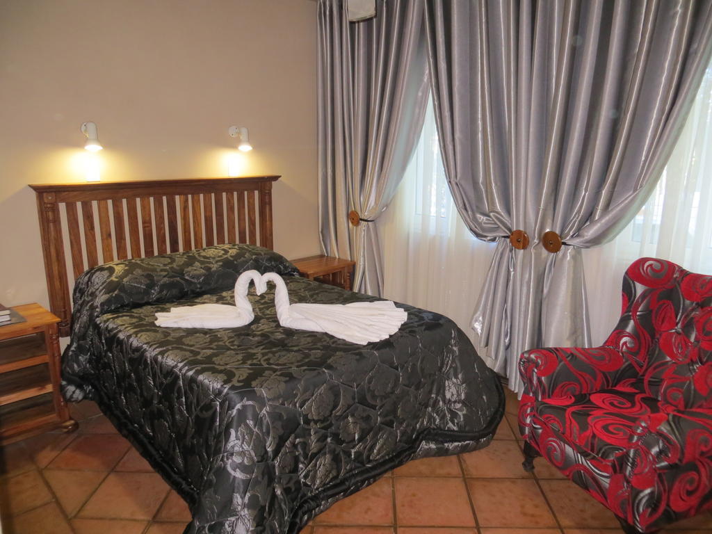 Ivory Tusk Lodge Tzaneen Bilik gambar